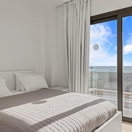 Villa Serenity Waves 8