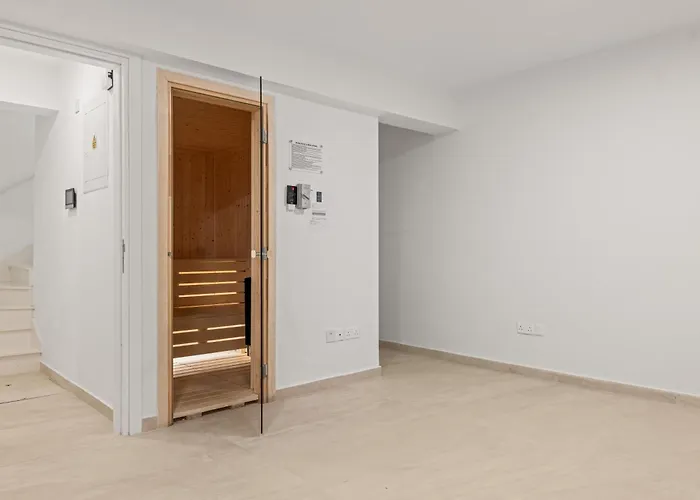 Serenity Waves 8 Villa Softades